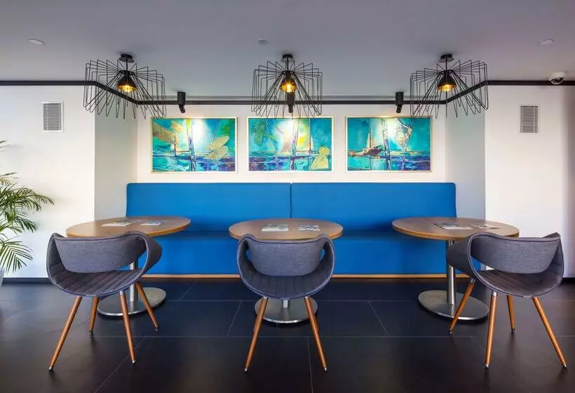 Fotos del hotel Hampton By Hilton Istanbul Kurtkoy:  22