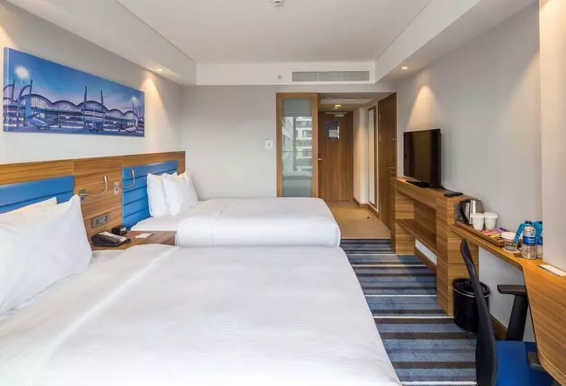Fotos del hotel Hampton By Hilton Istanbul Kurtkoy:  24