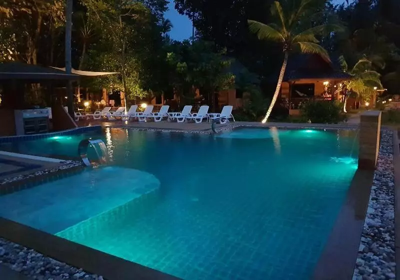 Fotos del hotel Lanta Pearl Beach Resort:  9