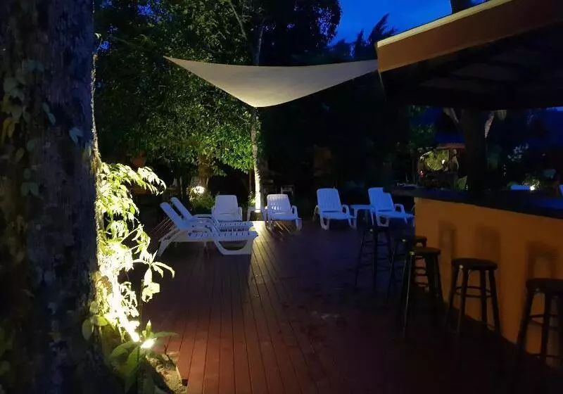 Fotos del hotel Lanta Pearl Beach Resort:  5