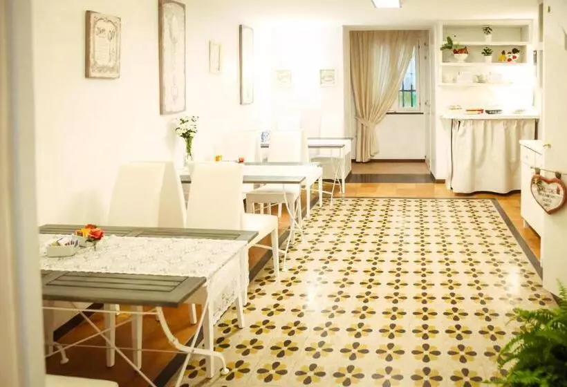 Fotos del hotel Napoli Mia:  25