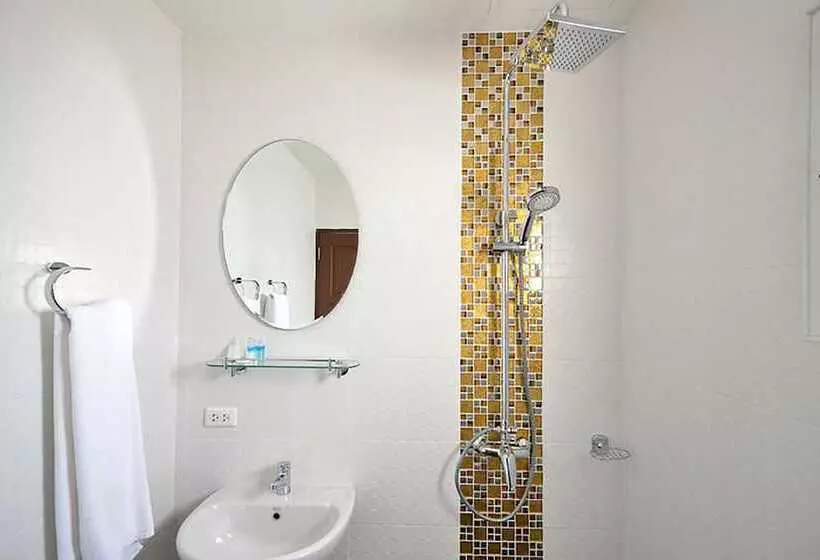 Fotos del hotel At Kamala   Sha Plus:  6