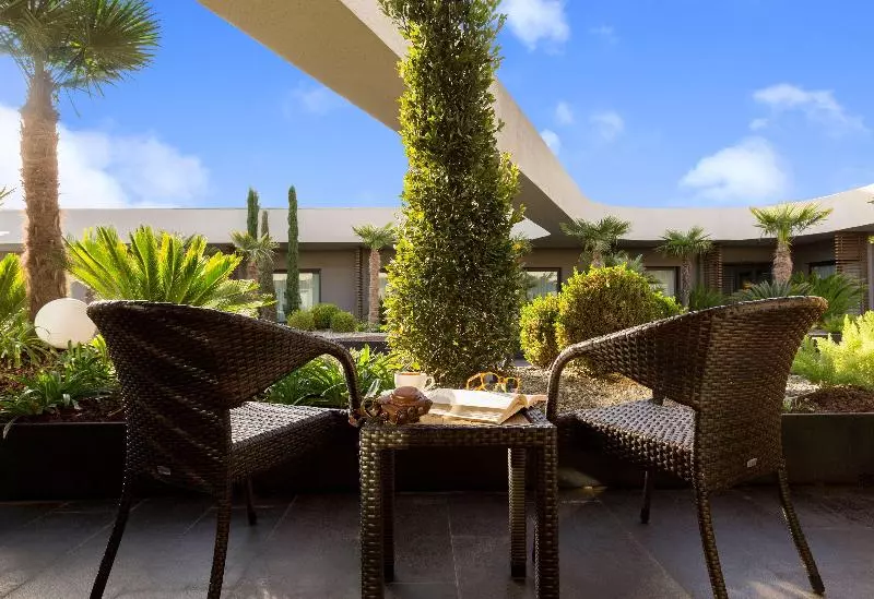 Fotos del hotel Doubletree By Hilton Izmir Airport:  14