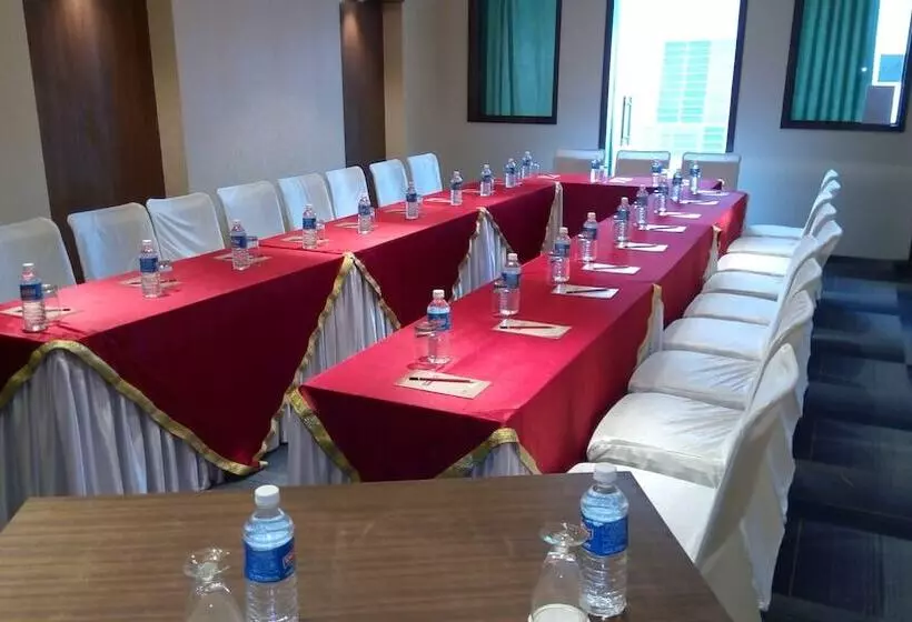Fotos del hotel Gandharva- A Green:  5