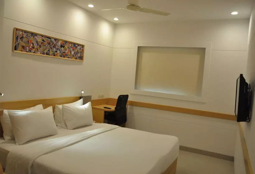 Fotos del hotel Red Fox Hotel Chandigarh:  13