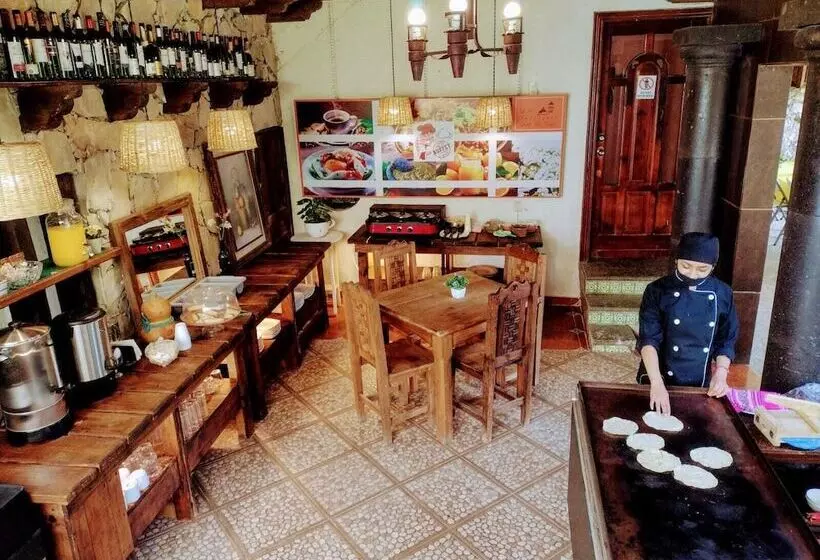 Fotos del hotel & Cava La Parroquia:  13