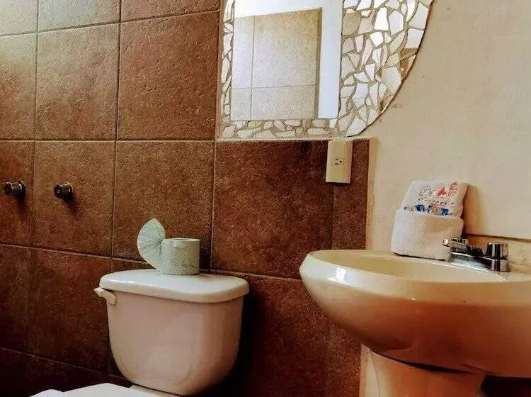 Fotos del hotel & Cava La Parroquia:  9