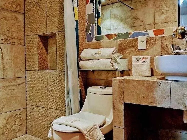 Fotos del hotel & Cava La Parroquia:  12