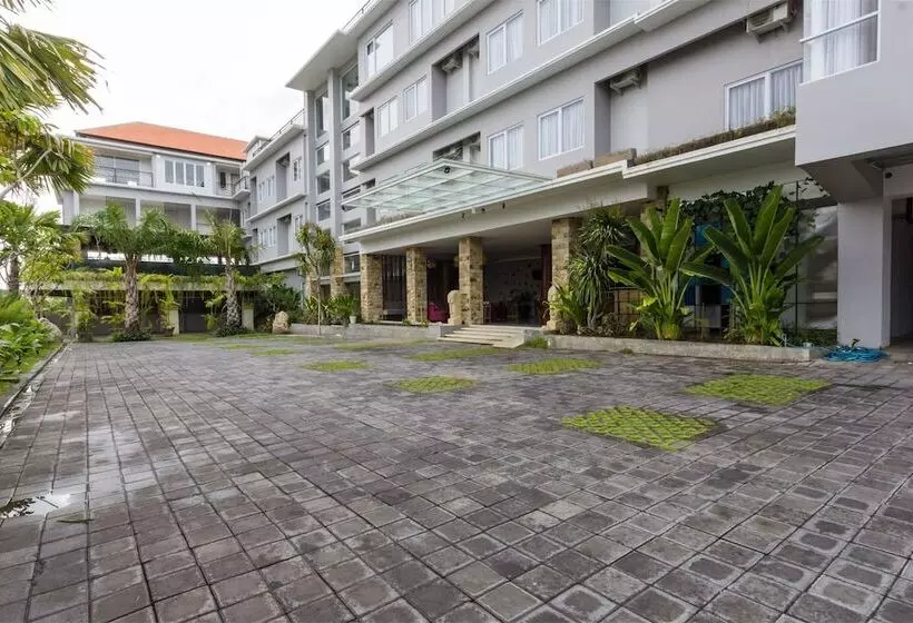 Fotos del hotel Reddoorz Plus @ Gunung Salak Street:  10