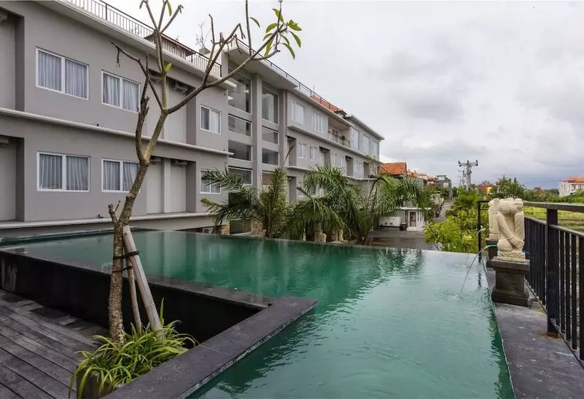Fotos del hotel Reddoorz Plus @ Gunung Salak Street:  12