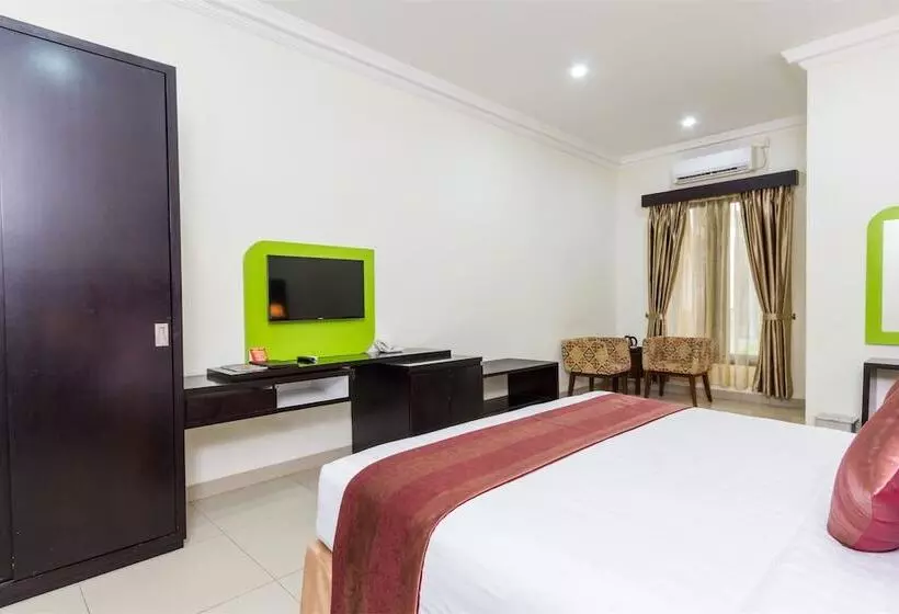 Fotos del hotel Reddoorz Plus @ Shri Lakshmi Seminyak:  16