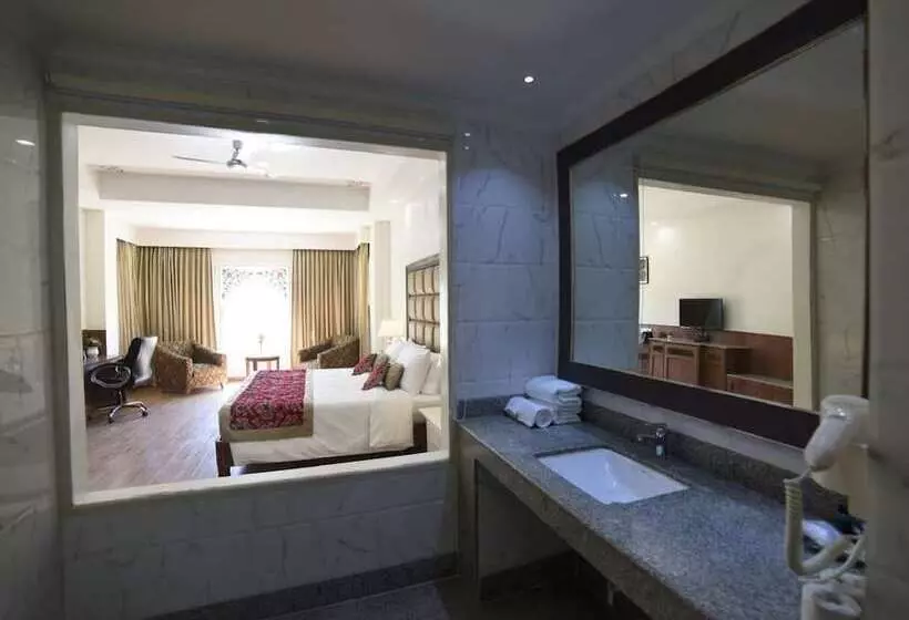 Fotos del hotel The Castle Mewar:  17