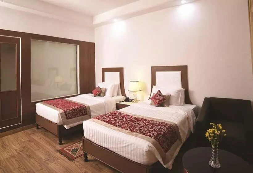 Fotos del hotel The Castle Mewar:  3
