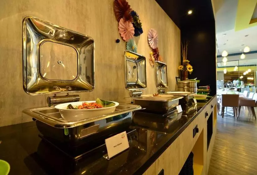Fotos del hotel Ibis Styles Kuala Lumpur Sri Damansara:  11