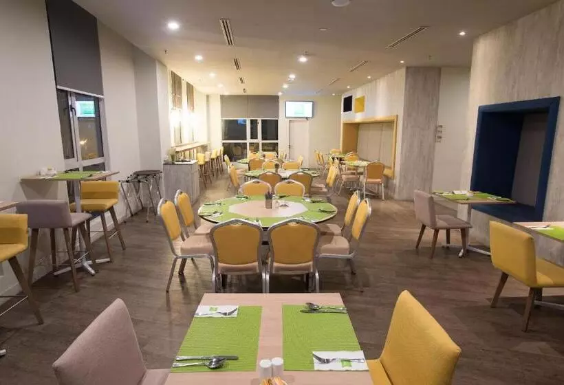 Fotos del hotel Ibis Styles Kuala Lumpur Sri Damansara:  4