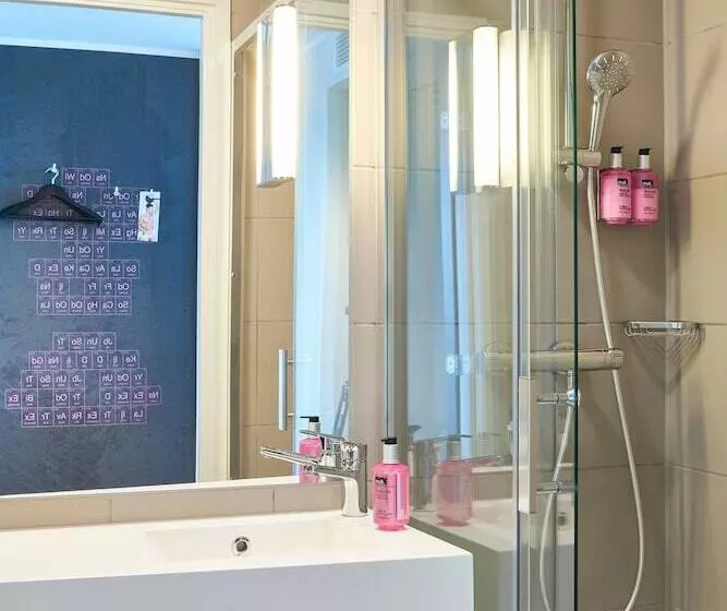 Fotos del hotel Moxy Berlin Ostbahnhof:  5