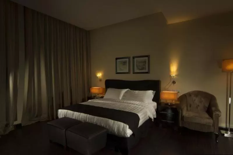Fotos del hotel Zara Continental:  6