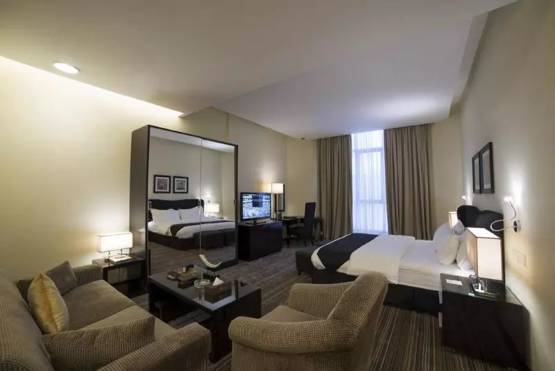 Fotos del hotel Zara Continental:  5