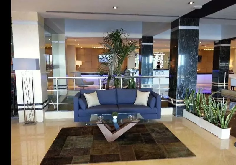 Fotos del hotel Adef:  3