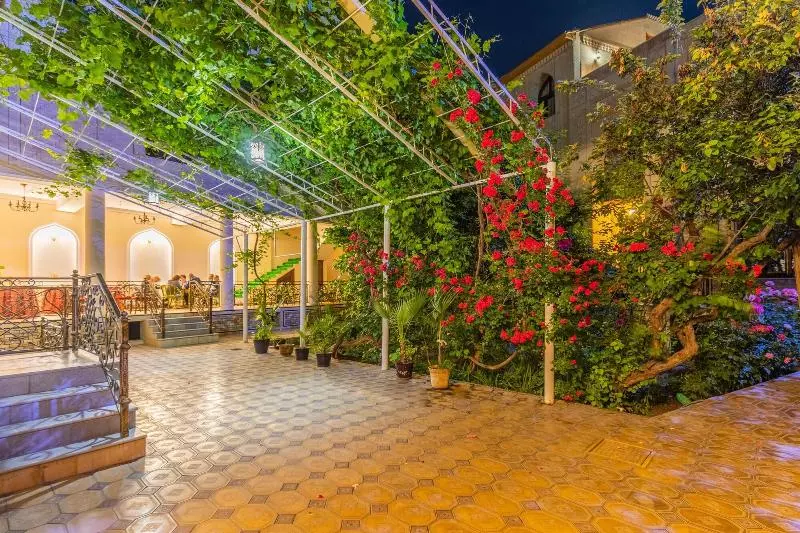 Fotos del hotel L'argamak:  10