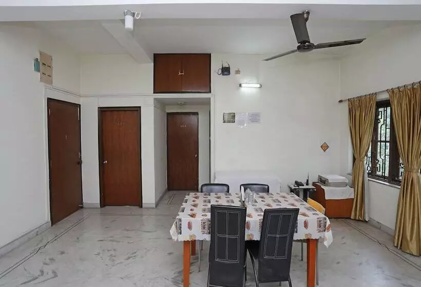 Fotos del hotel Oyo Rooms Salt Lake Sector 1 Ad Block:  3