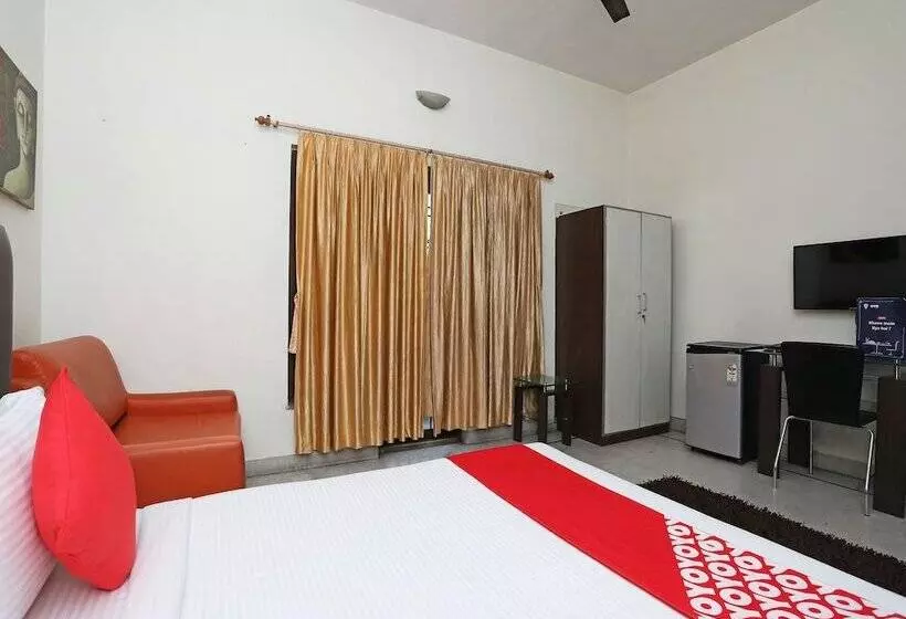 Fotos del hotel Oyo Rooms Salt Lake Sector 1 Ad Block:  17