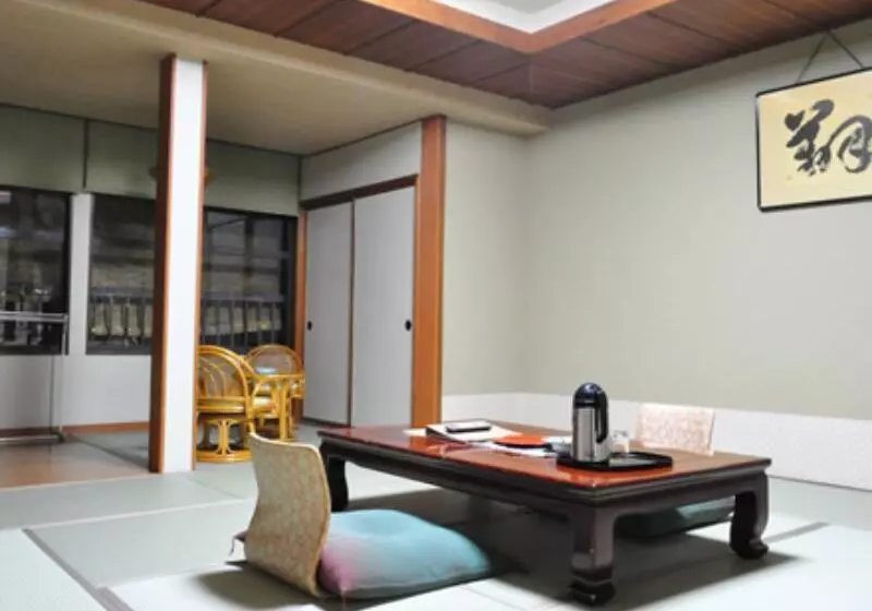 Fotos del hotel New Akebono:  8
