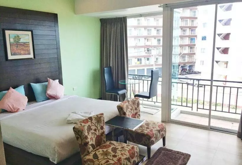 Fotos del hotel Villa Navin Beach Residence:  20