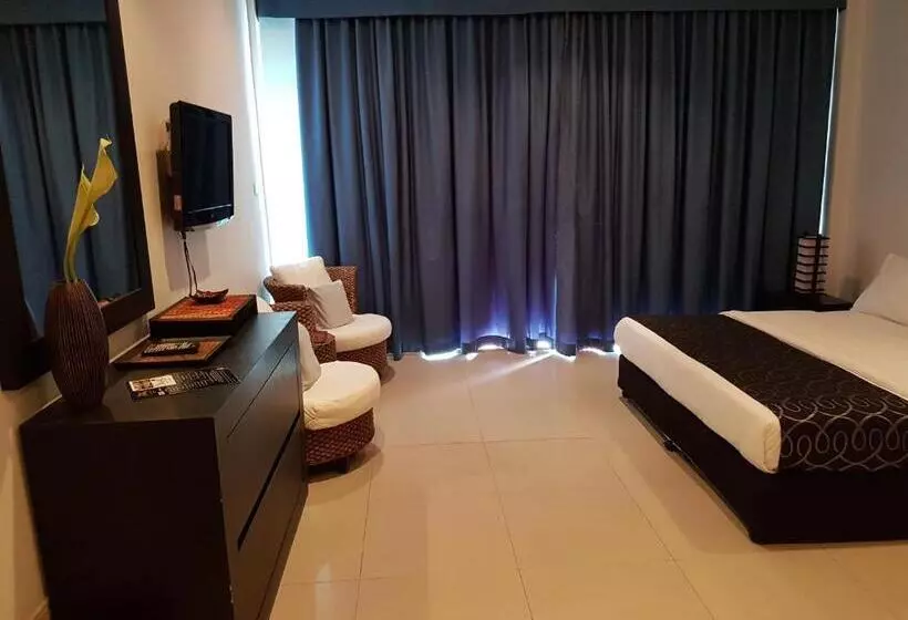 Fotos del hotel East Suites:  2