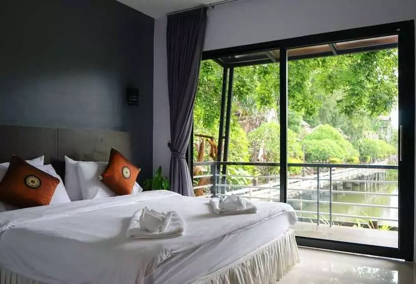 Fotos del hotel Nakhaburi  & Resort:  21