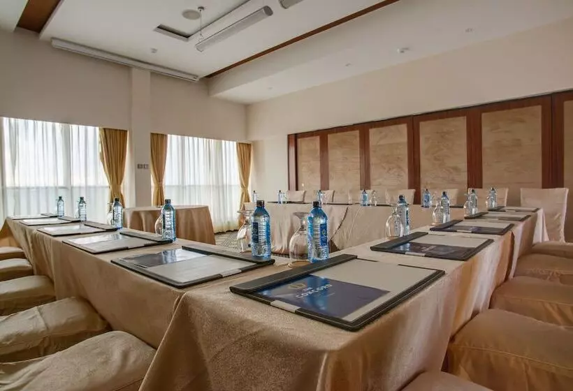 Fotos del hotel The Concord  And Suites:  10