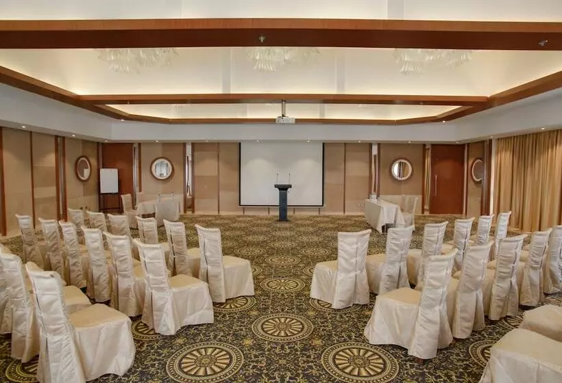 Fotos del hotel The Concord  And Suites:  13