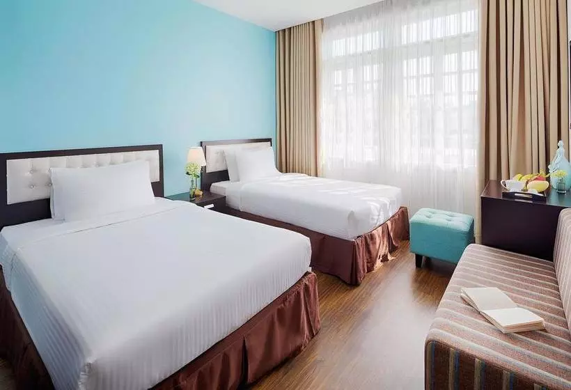 Fotos del hotel Flora Beach  & Spa:  3