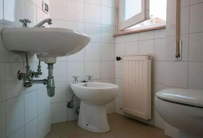 Fotos del hotel Burlamacco:  5