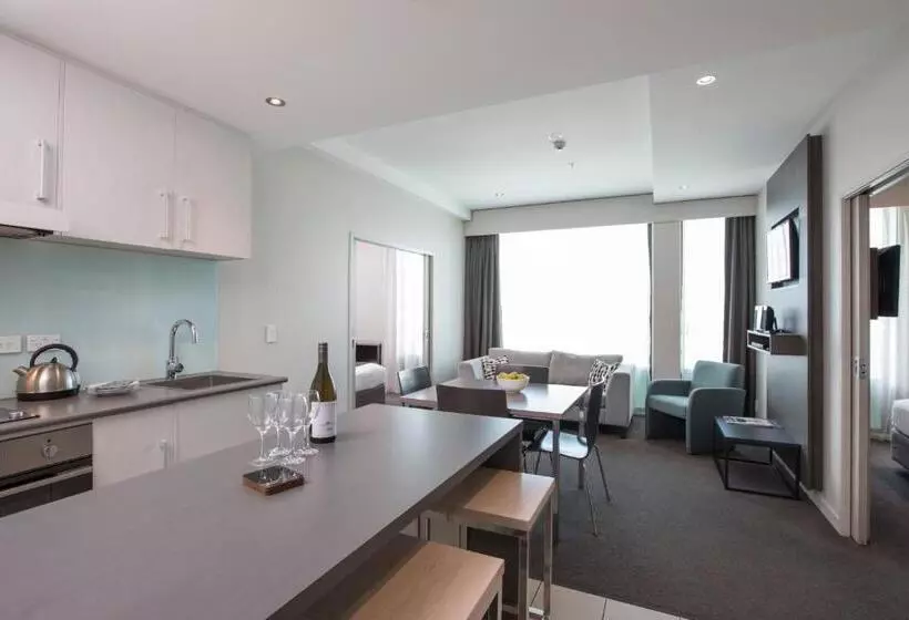 Fotos del hotel Quest Highbrook:  22