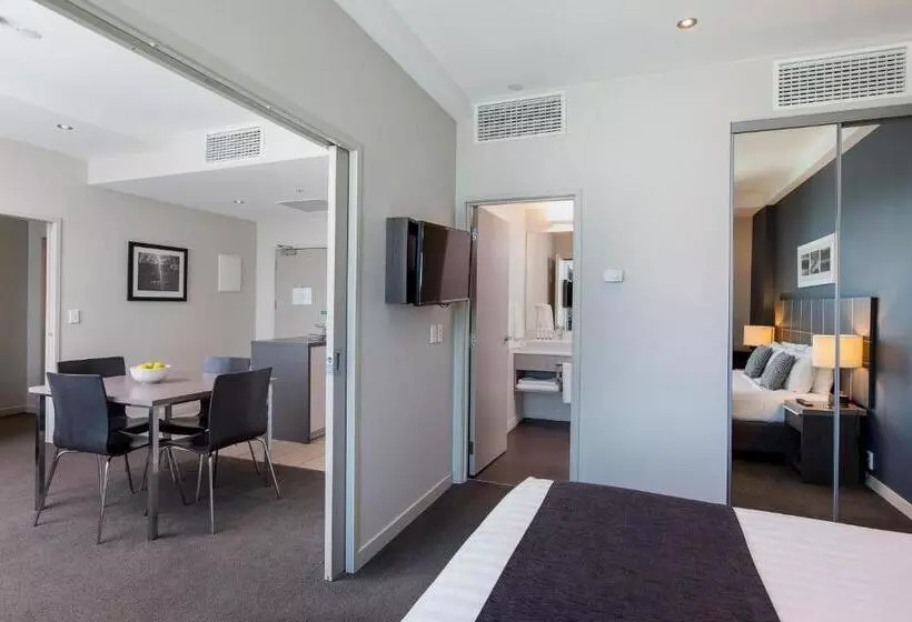 Fotos del hotel Quest Highbrook:  2