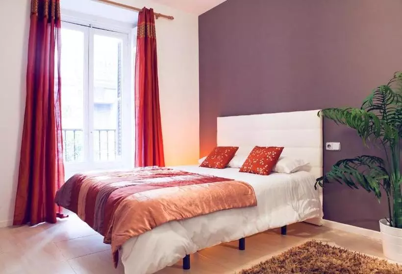 Fotos del hotel Six Rooms:  14