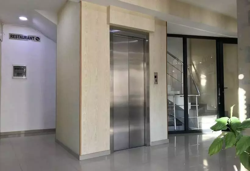 Fotos del hotel Voyager:  2