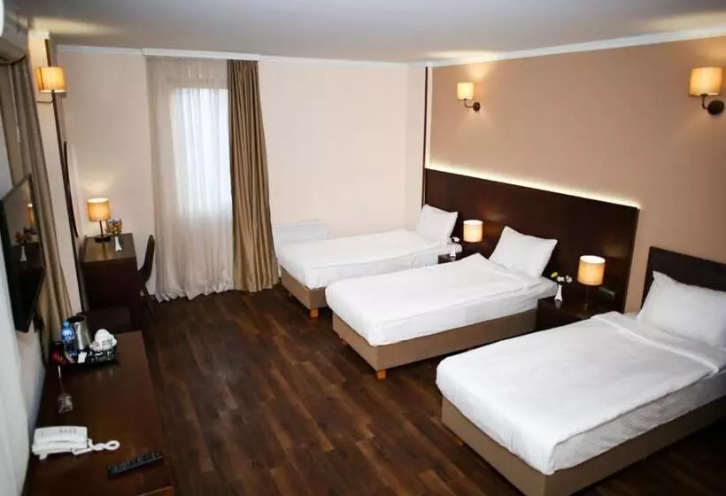 Corner Inn