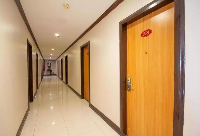 Fotos del hotel Fuente Oro Business Suites:  3