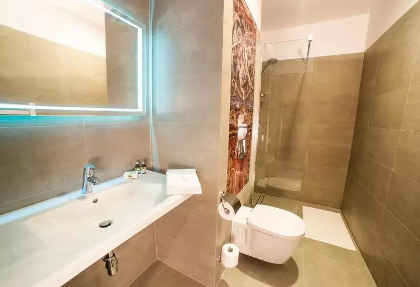 Fotos del hotel Celestin Residence:  19