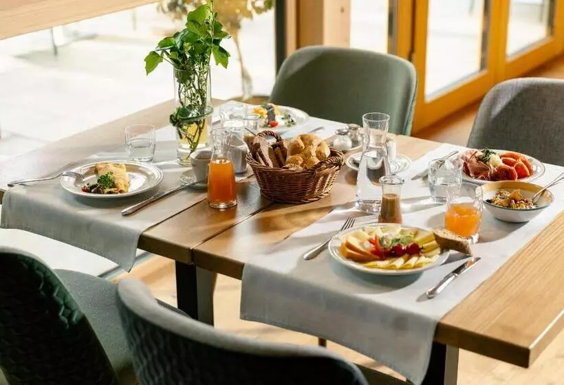 Fotos del hotel Prägant:  8