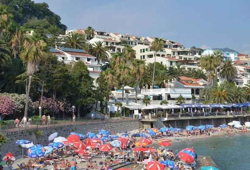 Fotos del hotel Garni Hotel Vila Aleksandar:  10