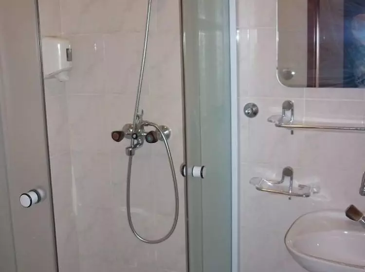 Fotos del hotel Garni Hotel Vila Aleksandar:  8