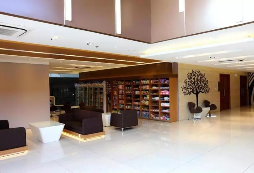 Fotos del hotel Grand Citihub  Kajoetangan:  13