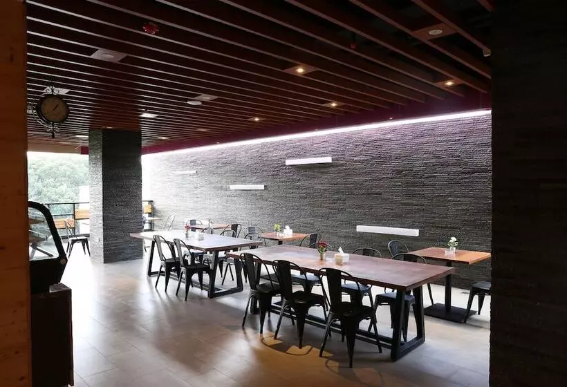 Fotos del hotel Grand Citihub  Kajoetangan:  4