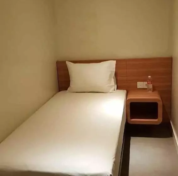 Fotos del hotel Grand Citihub  Kajoetangan:  2