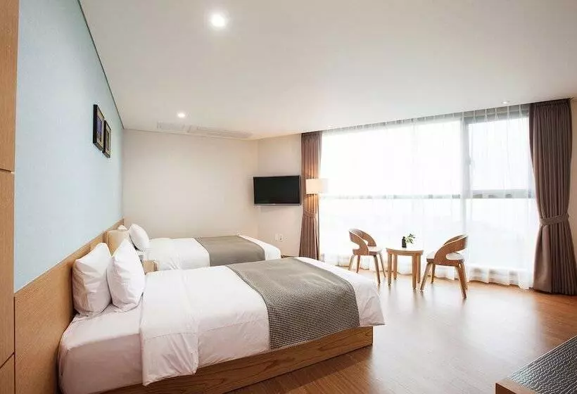 Fotos del hotel Youus:  23