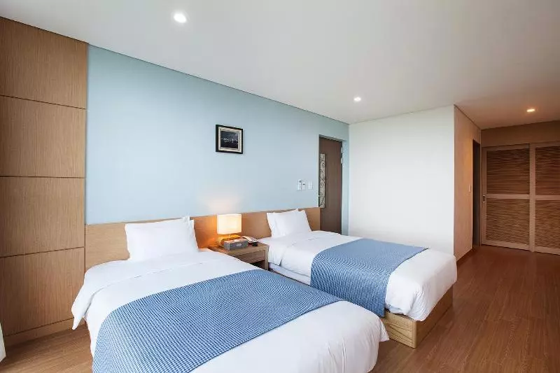 Fotos del hotel Youus:  2