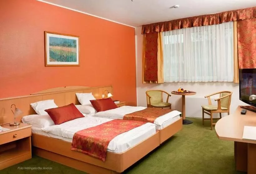 Fotos del hotel Kálvária:  2